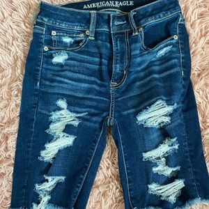 Cut off bro shorts high rise and iconic